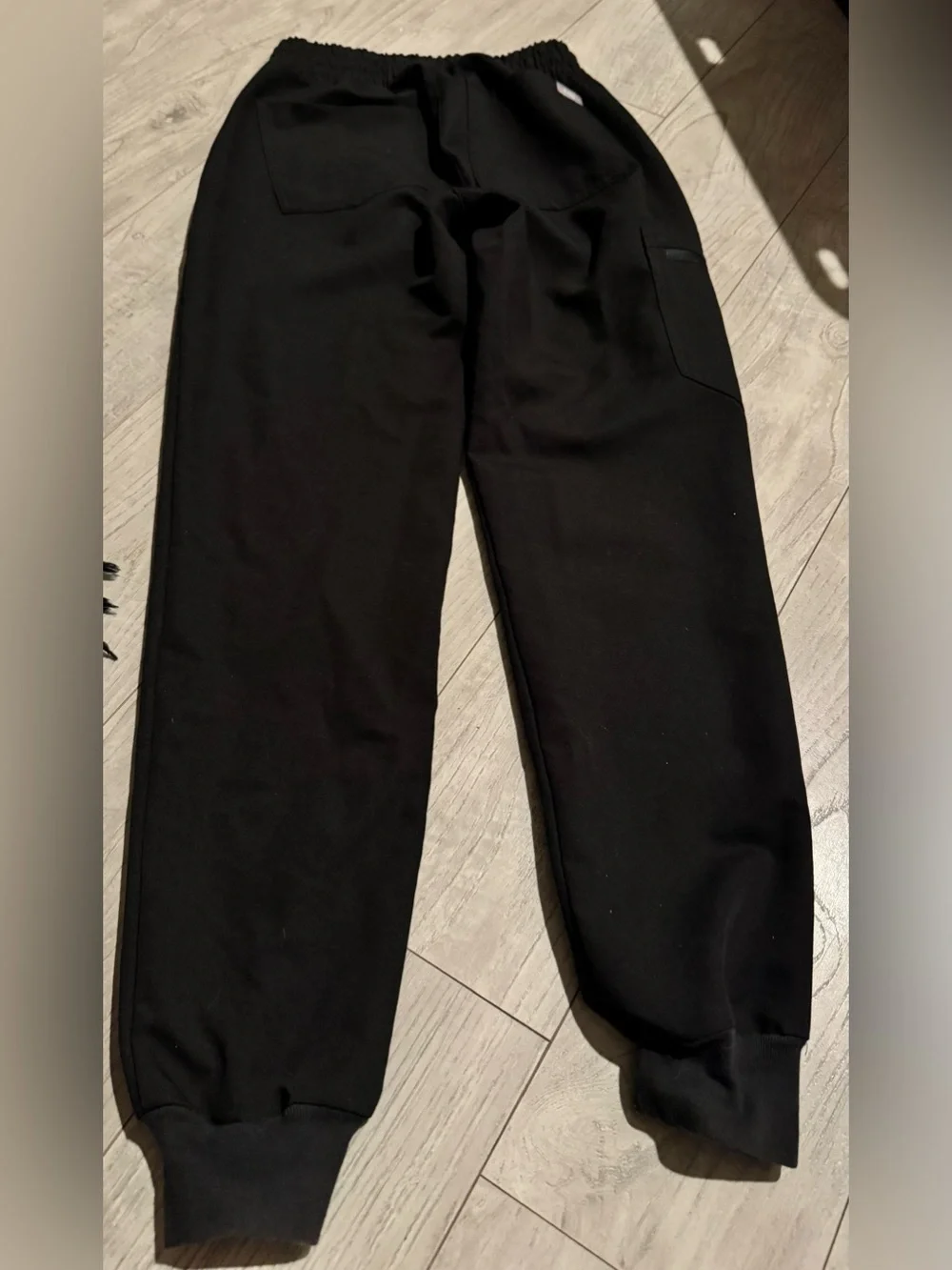 Figs Women’s Black Elastic-Waist Joggers